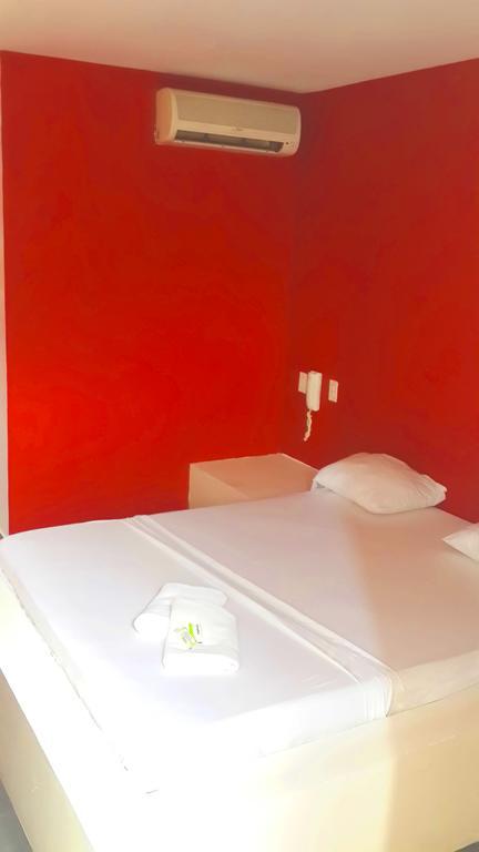 Hotel Red Room Panama Stadt Exterior foto